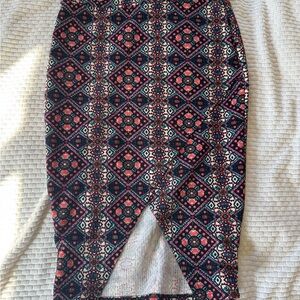 Elegant Multicolor Geometric Pencil Skirt